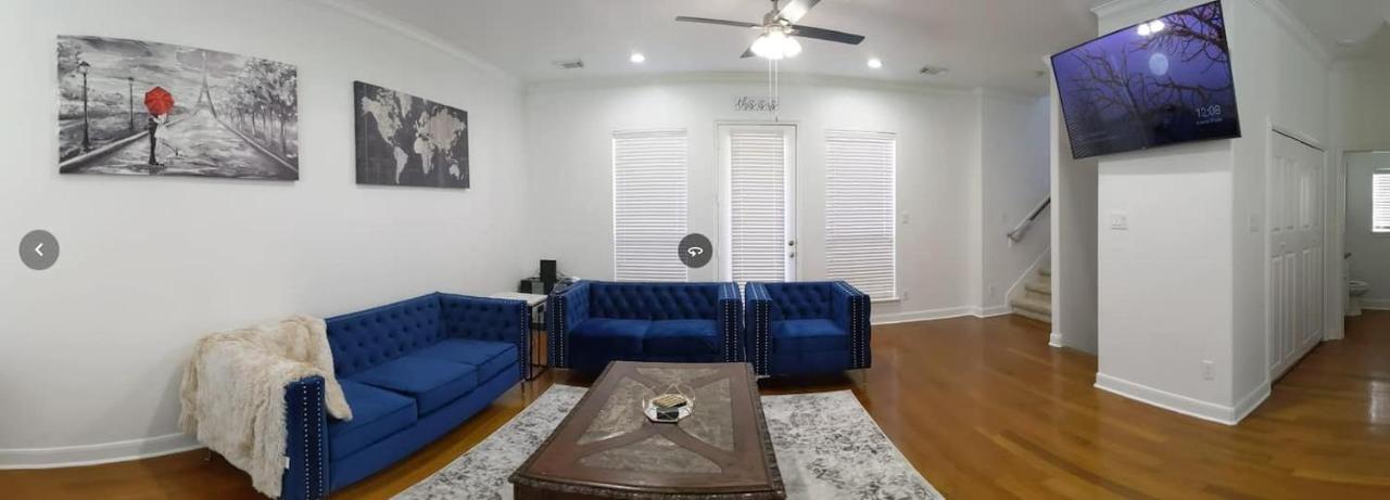 Luxury 3-Story Home In Downtown ヒューストン エクステリア 写真